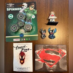 DC AND MARVEL BUNDLE